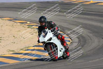 media/Mar-25-2024-Moto Forza (Mon) [[8d4319bd68]]/3-Intermediate Group/Session 2 (Turns 9 and 10)/